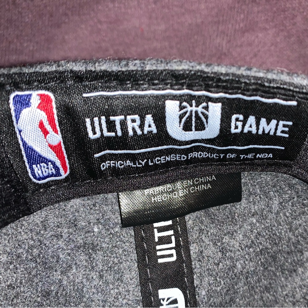 ๐๐๐๏ธ Chicago Bulls Full Court Two-Tone Statement SnapBack Hat ๐๏ธ๐๐ - Picture 10 of 12